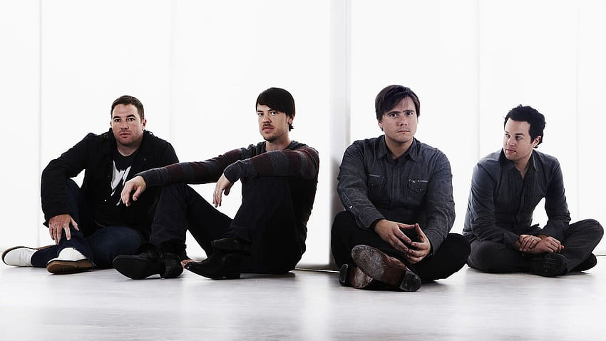 : sitting, band, relax, fun, professional, faces, communication, social group, members, jimmy eat world 1920x1080 HD wallpaper