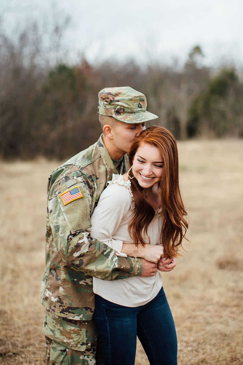 Military couple ideas, army couples HD phone wallpaper