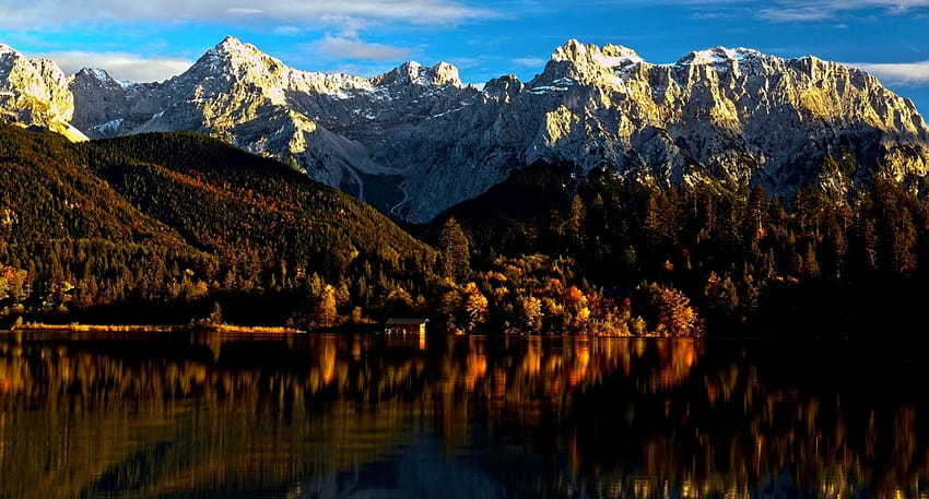 Nature Mountain Autumn Forest Lake, pemandangan musim gugur yang damai Wallpaper HD