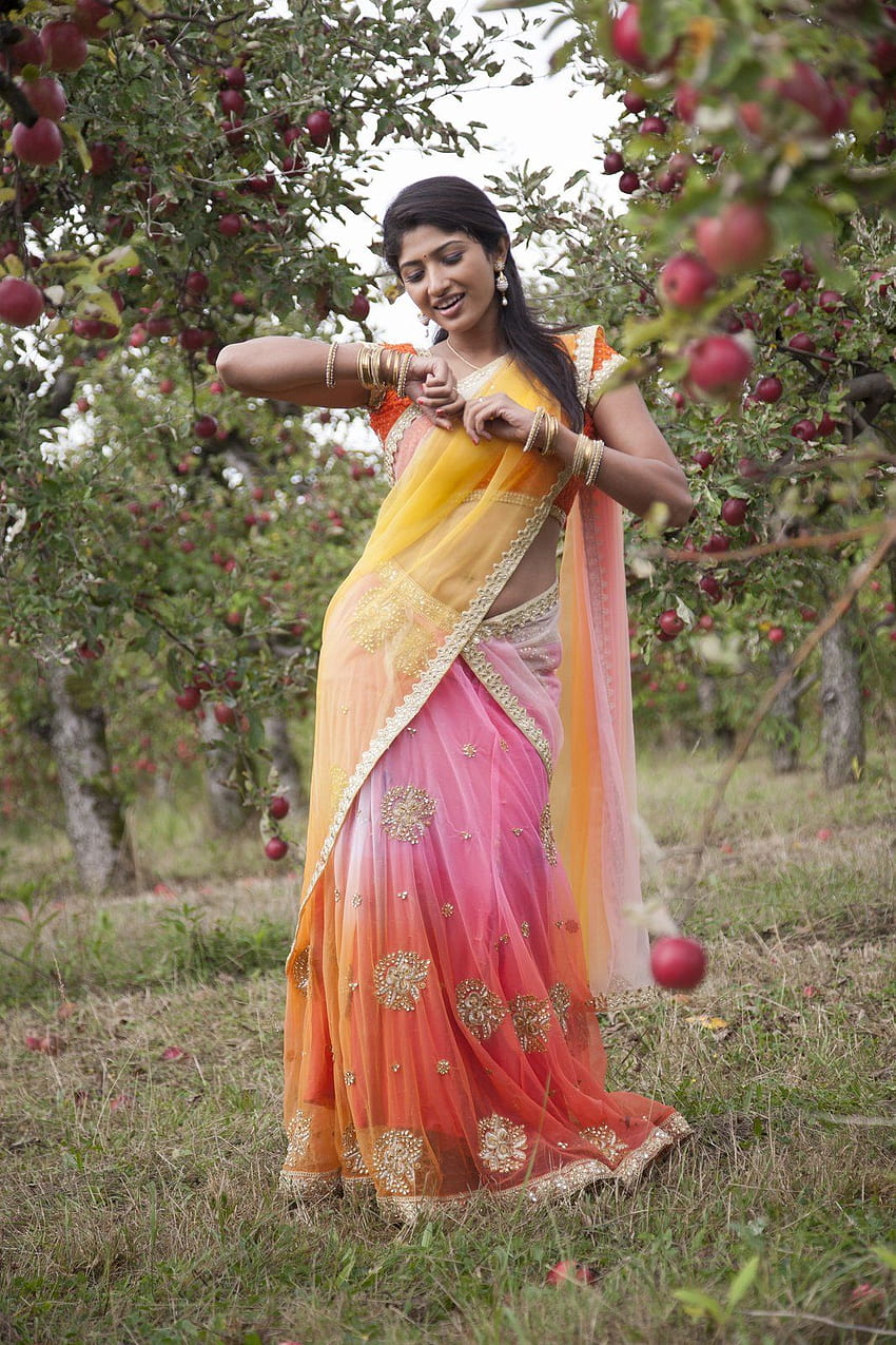 Roshini Prakash do filme Saptagiri Express 13, roshni prakash Papel de parede de celular HD