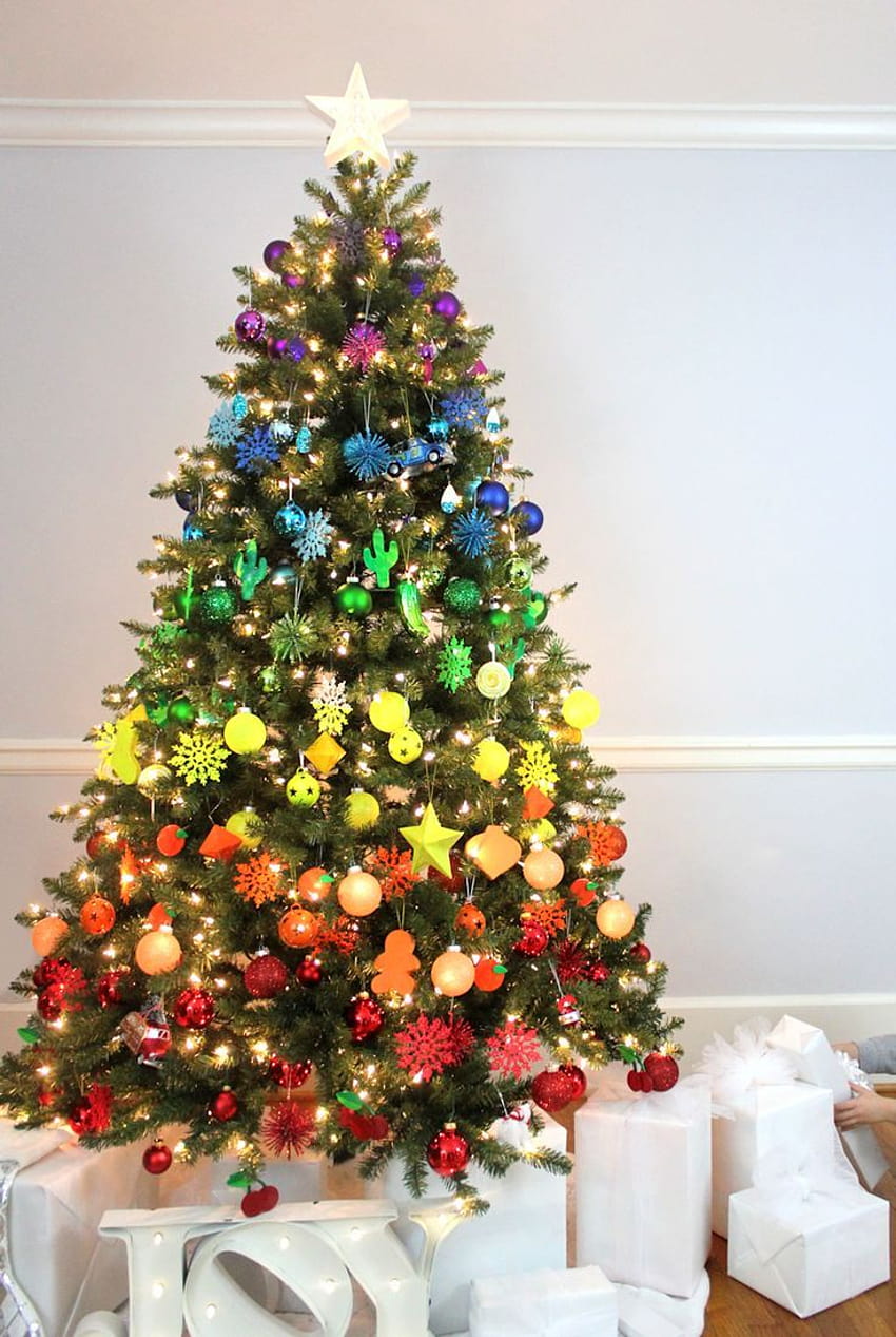 Beautiful Christmas Tree Decorations Ideas, bright christmas trees HD phone wallpaper
