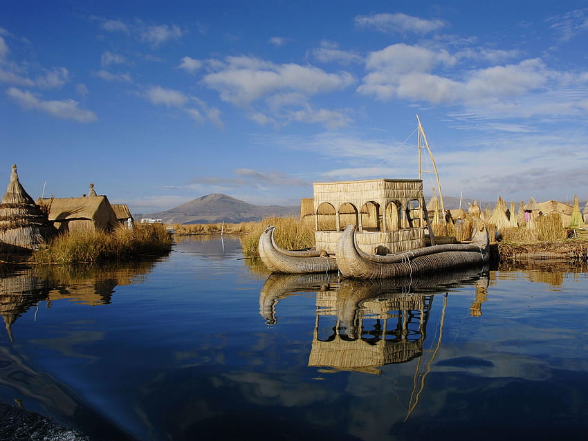 หมู่เกาะ Uros ลอยน้ำ ทะเลสาบ Titicaca Puno ประเทศเปรู วอลล์เปเปอร์ HD