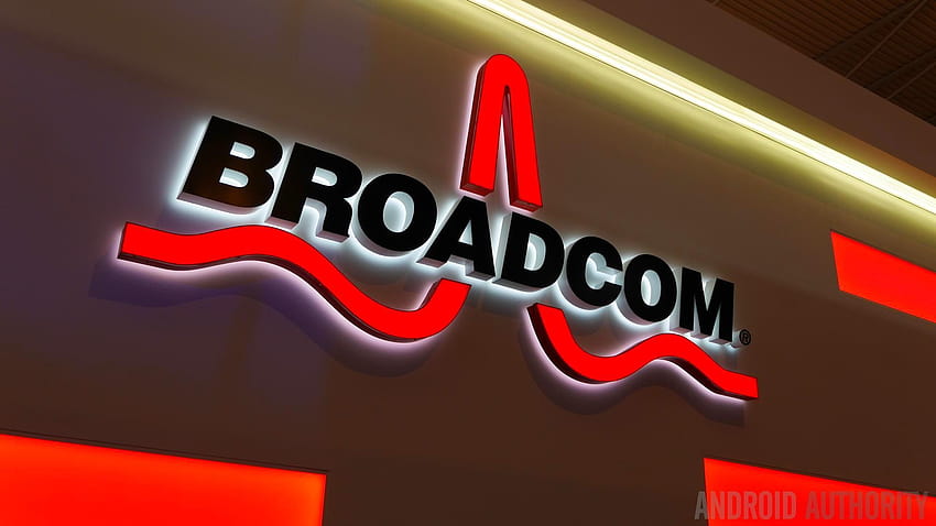 Presiden Trump turun tangan untuk menghentikan Broadcom Wallpaper HD