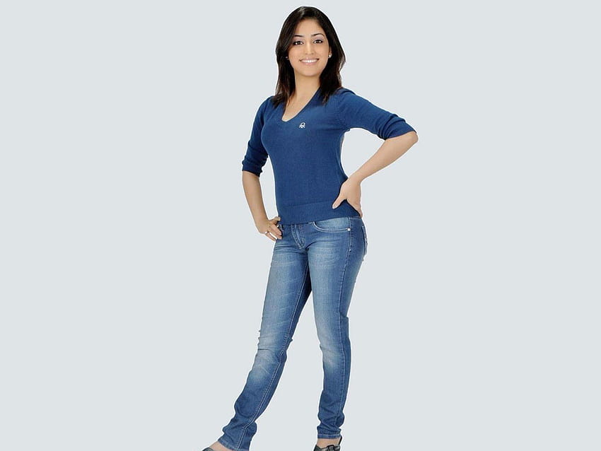 เสื้อยืดแคนาดา: Yami Gautam ร้อนแรงในกางเกงยีนส์และเสื้อยืด วอลล์เปเปอร์ HD