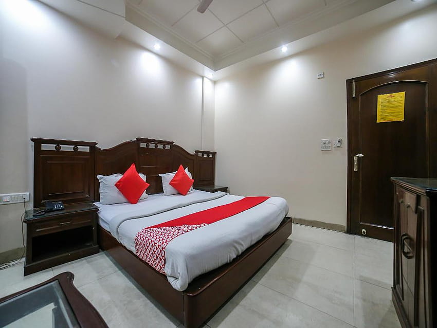 OYO ROYAL STAY INN (Allahabad) - Specialty Hotel Reviews, Photos, Rate  Comparison - Tripadvisor