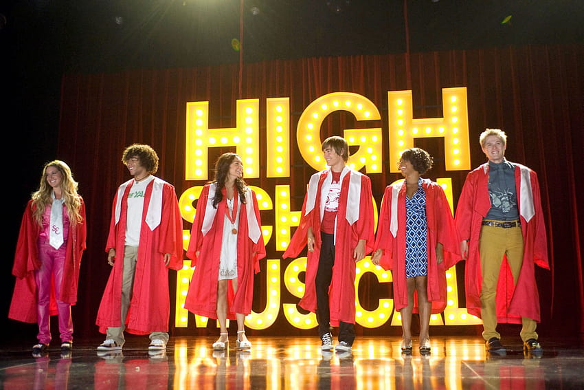 High School Musical 3 10th anniversary: Revisiting Disney musical a decade later, high school musical 3 senior year HD wallpaper
