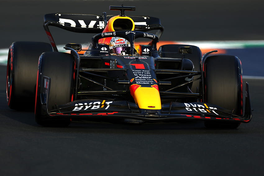 Ulepszenia w Ferrari i Red Bullu, bez zmian w Mercedesie, Red Bull Racing f1 2022 Tapeta HD