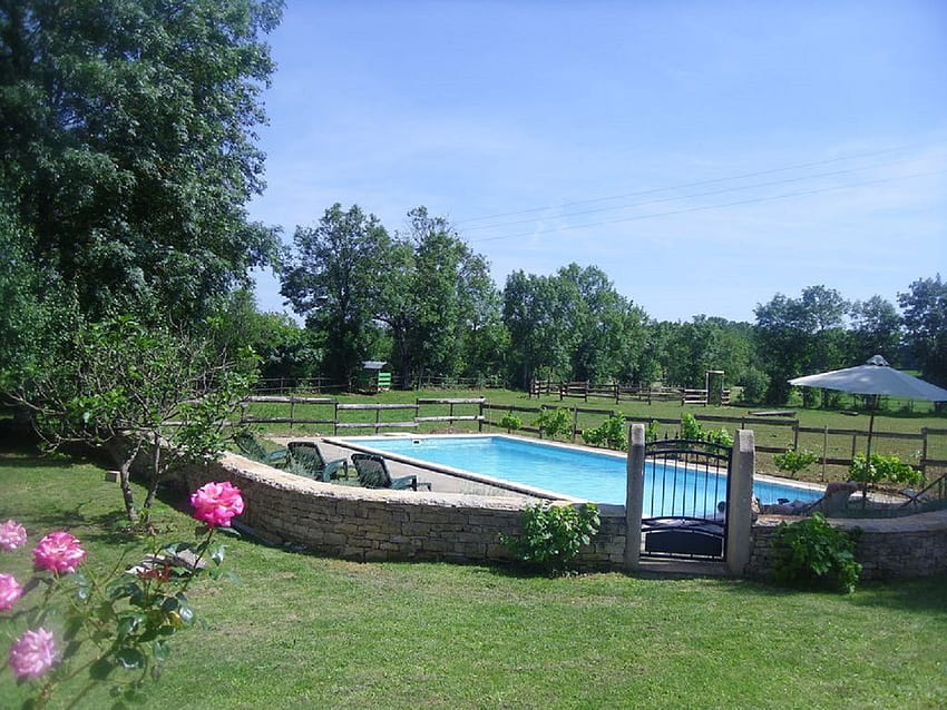Authentic cottage, farmhouse, private pool, near Caylus / Saint Antonin Noble Val HD wallpaper