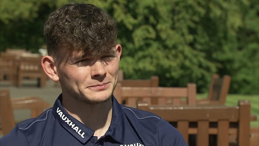 Oliver Burke opens up on moving from RB Leipzig to West Brom HD wallpaper