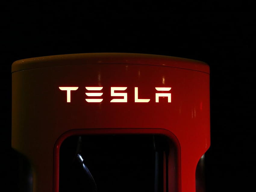 Tesla's Cybertruck Deliveries Delayed to 2022 HD wallpaper