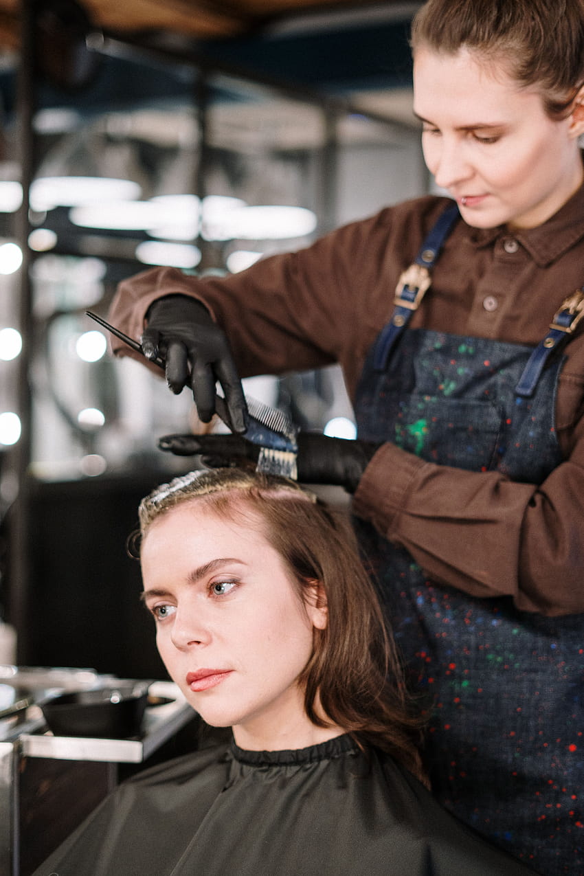 Lady Getting Her Hair Cut In The Salon Background, Picture Of Hair Stylist,  Hair, Hairdresser Background Image And Wallpaper for Free Download