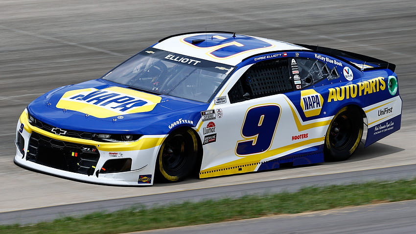 Is Chase Elliott set to win second NASCAR Cup Series Driver's Title? HD wallpaper