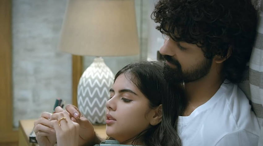 Hridayam 映画のレビュー: 圧倒的なストーリーラインでの圧倒的な感情 高画質の壁紙