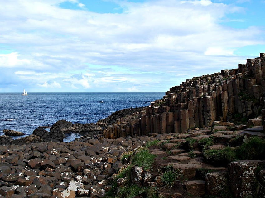 5 Things You Maybe Didn't Know About Visiting the Giant's Causeway, giant causeway ireland HD wallpaper
