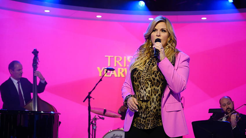 Trisha Yearwood sings 'For the Last Time' live on TODAY HD wallpaper