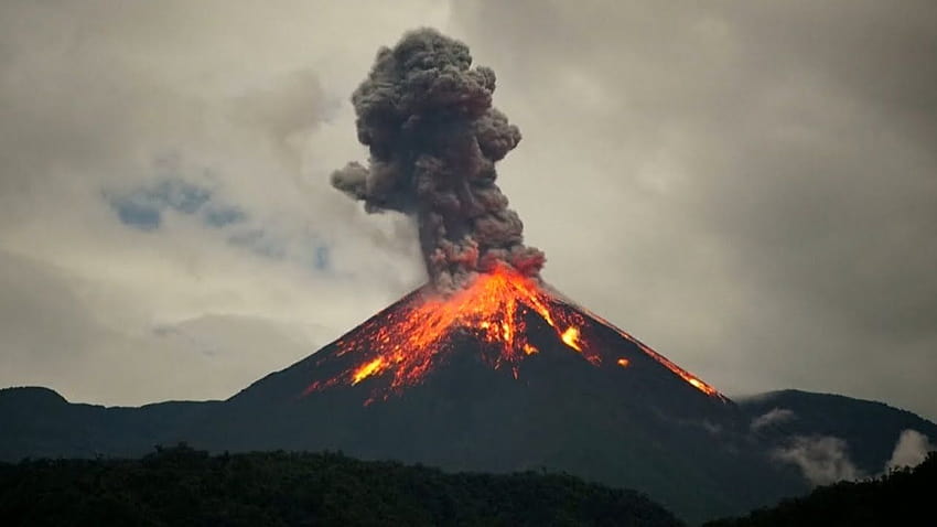Ecuador's 'Troublemaker' volcano sends lava flying in fiery, cotopaxi volcano HD wallpaper