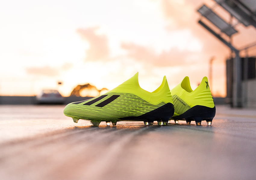 A Look Back at the Best Football Boots of 2018– Ultra Football, adidas football shoes HD wallpaper