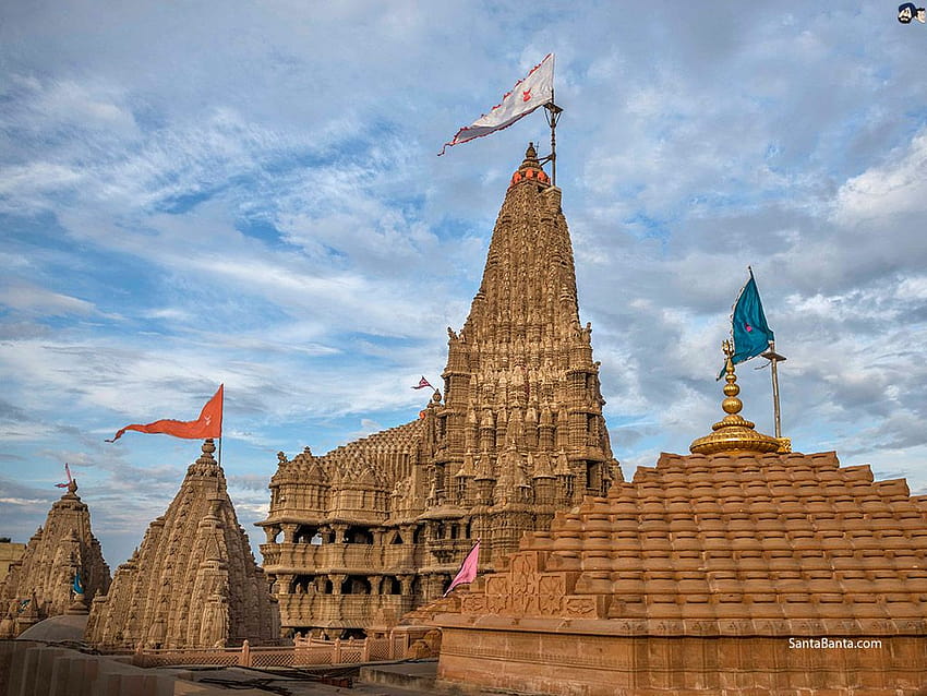 Kuil Dwarkadhish, Dwarka, Gujarat, India. Juga dikenal sebagai Jagat Mandir, kuil Wallpaper HD