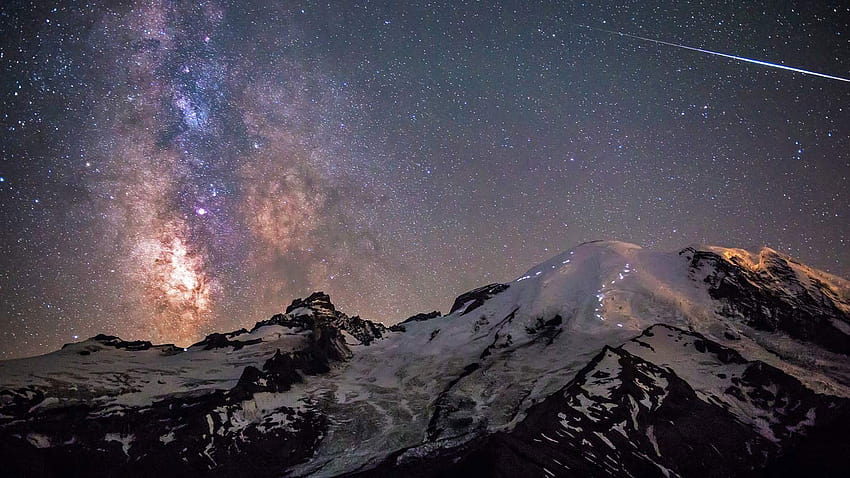 Milky Way above Mount Rainier in Mount Rainier National Park, mt rainier national park washington HD wallpaper