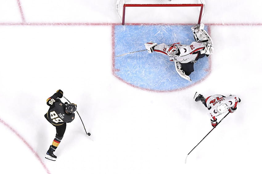 Watch: Braden Holtby's Save of the Year Preserves Caps' Victory Over HD wallpaper