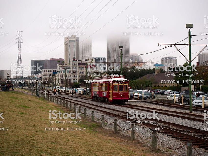 Traditional Streetcar In New Orleans Stock, new orleans streetcar HD wallpaper