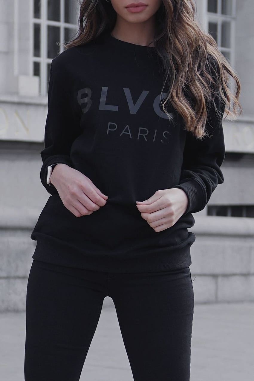 Blvck su maglione nero, abbigliamento donna Sfondo del telefono HD