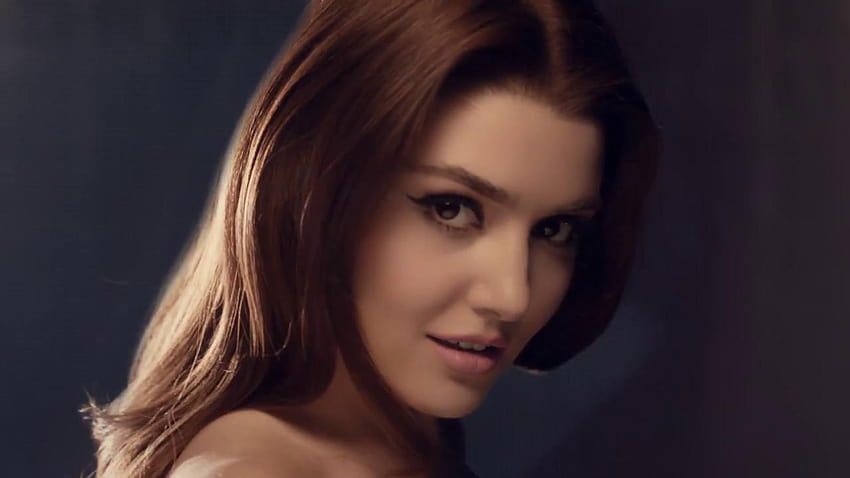 Dulce hermosa chica turca Hande Ercel para L'Oreal Paris Turquía, loreal fondo de pantalla