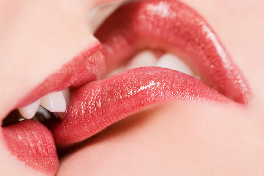 : face, women, model, red, closeup, lipstick, kissing, lesbians HD wallpaper