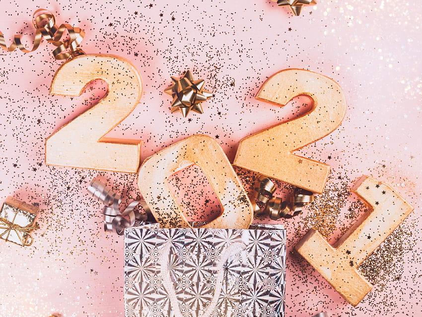 Happy New Year 2021: Top 50 Wishes, Messages, and Quotes to share with your family and friends on New Year's Day HD wallpaper