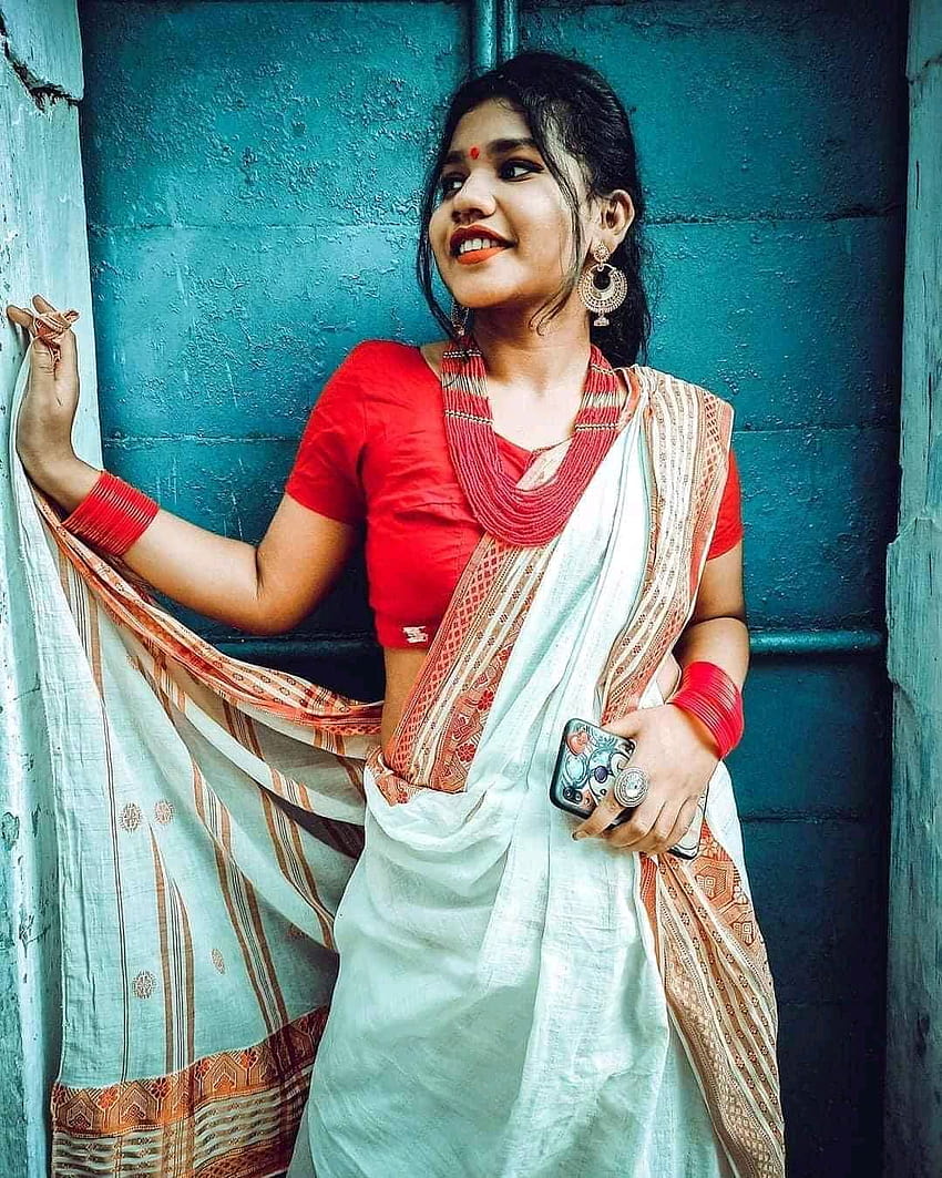 Santali traditional girl top 10 white panchi sharee, santali girl HD phone  wallpaper | Pxfuel