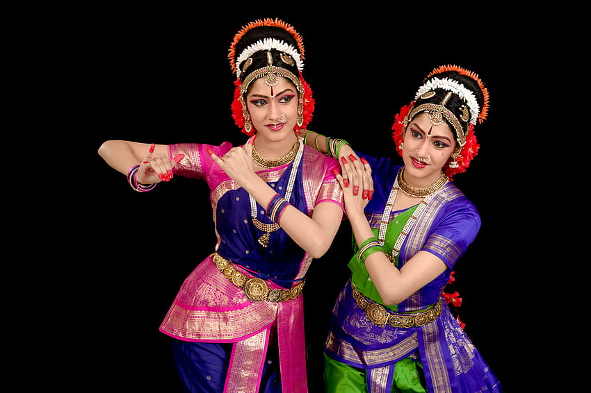 Aneesha & Anuja from Kuchipudi Dance Academy HD wallpaper