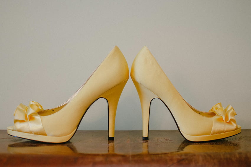 High heels, heeled shoes HD wallpaper