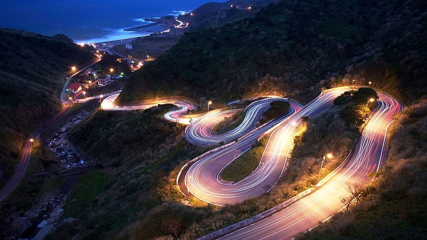 Piękna nocna droga, kręta droga Tapeta HD