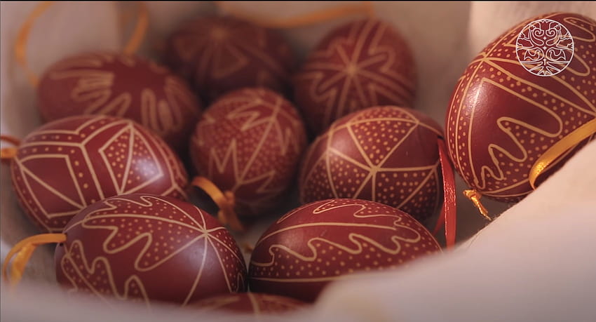 Traditional Hungarian methods to decorate Easter eggs, painted easter eggs HD wallpaper