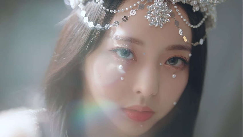LOONA's new MV teaser gets called out for Indian Cultural appropriation; see fan reactions, ppt loona HD wallpaper