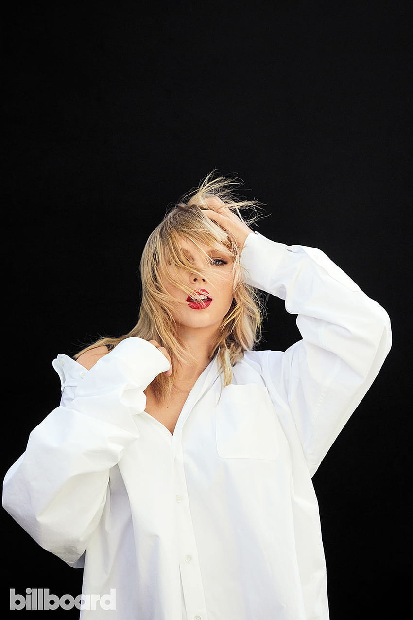 : Taylor Swift, donne, cantante, bionda, occhi azzurri, rossetto rosso, semplice, nero, vestiti bianchi, cartellone 1000x1500, taylor swift bianco Sfondo del telefono HD