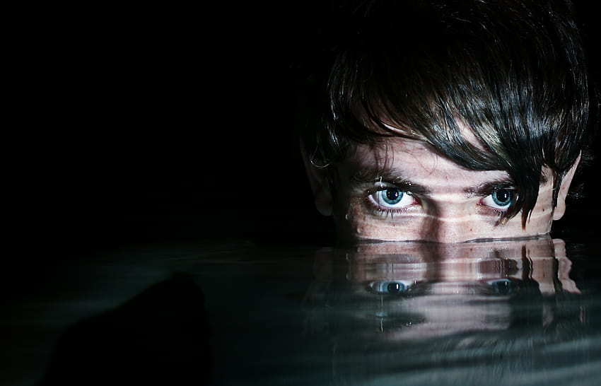 : face, black, portrait, eyes, water, reflection, blue, bangs, mouth, nose, head, midnight, scene, girl, eye, human, side, darkness, pool, crop, computer , organ, close up 2114x1358, water on face HD wallpaper