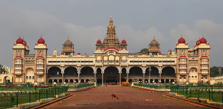 Mysuru Palace: Издигане на кралска резиденция на живоисторияИндия, дворец Mysore HD тапет