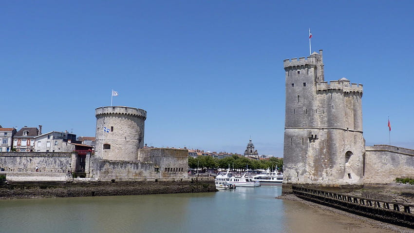 Visit La Rochelle, Porte Océane and Cité Millénaire – The Incontournables – Campings.Online HD wallpaper