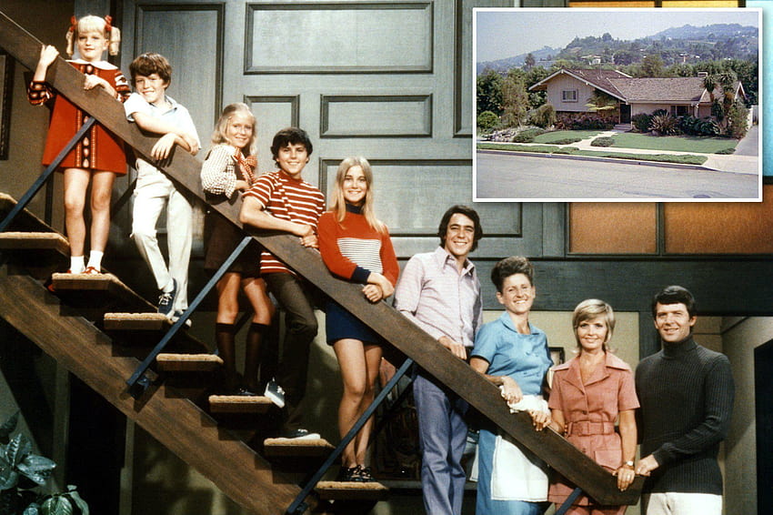 The Brady Bunch House Is For Sale HD wallpaper