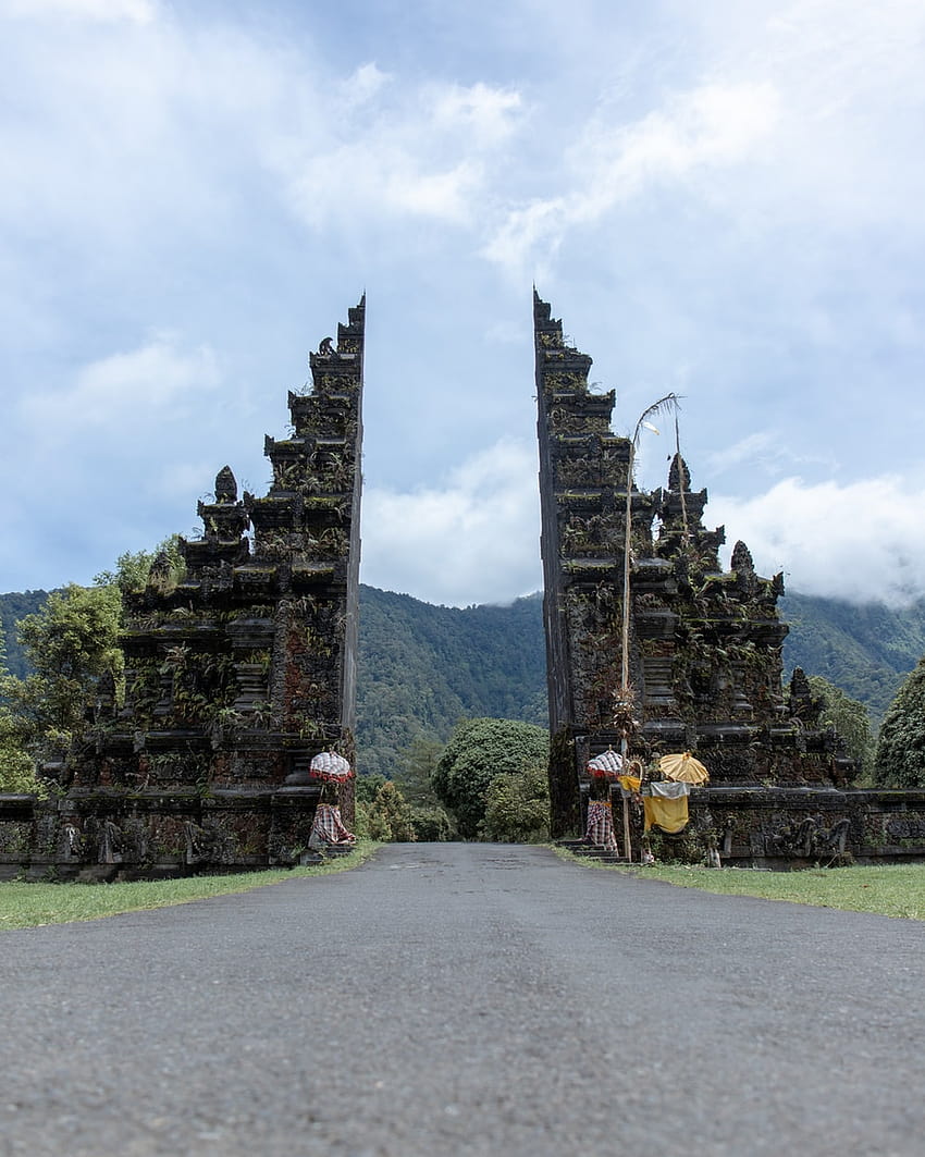 Gates of Heaven, Indonesia – Handara gate HD phone wallpaper