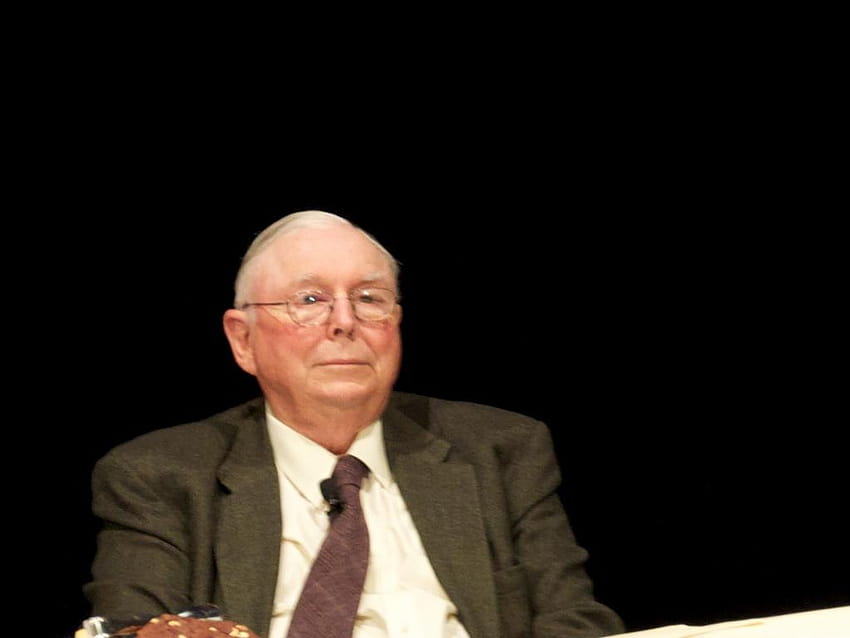 At Berkshire Hathaway General Meeting, Charlie Munger Apologizes For Not Buying Google And Wal HD wallpaper