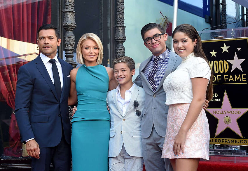 Mark Consuelos and Kelly Ripa's Son Michael Joins Riverdale HD wallpaper