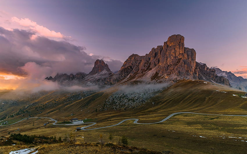 Itália, Dolomitas, montanhas, estrada, casas, nevoeiro, nuvens, manhã 1920 x 1200, dolomitas Itália montanhas nebulosas papel de parede HD