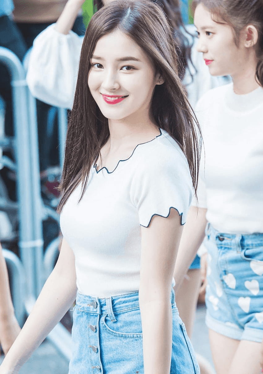 57 of Nancy Momoland showing her beautiful body shape and, nency HD phone  wallpaper