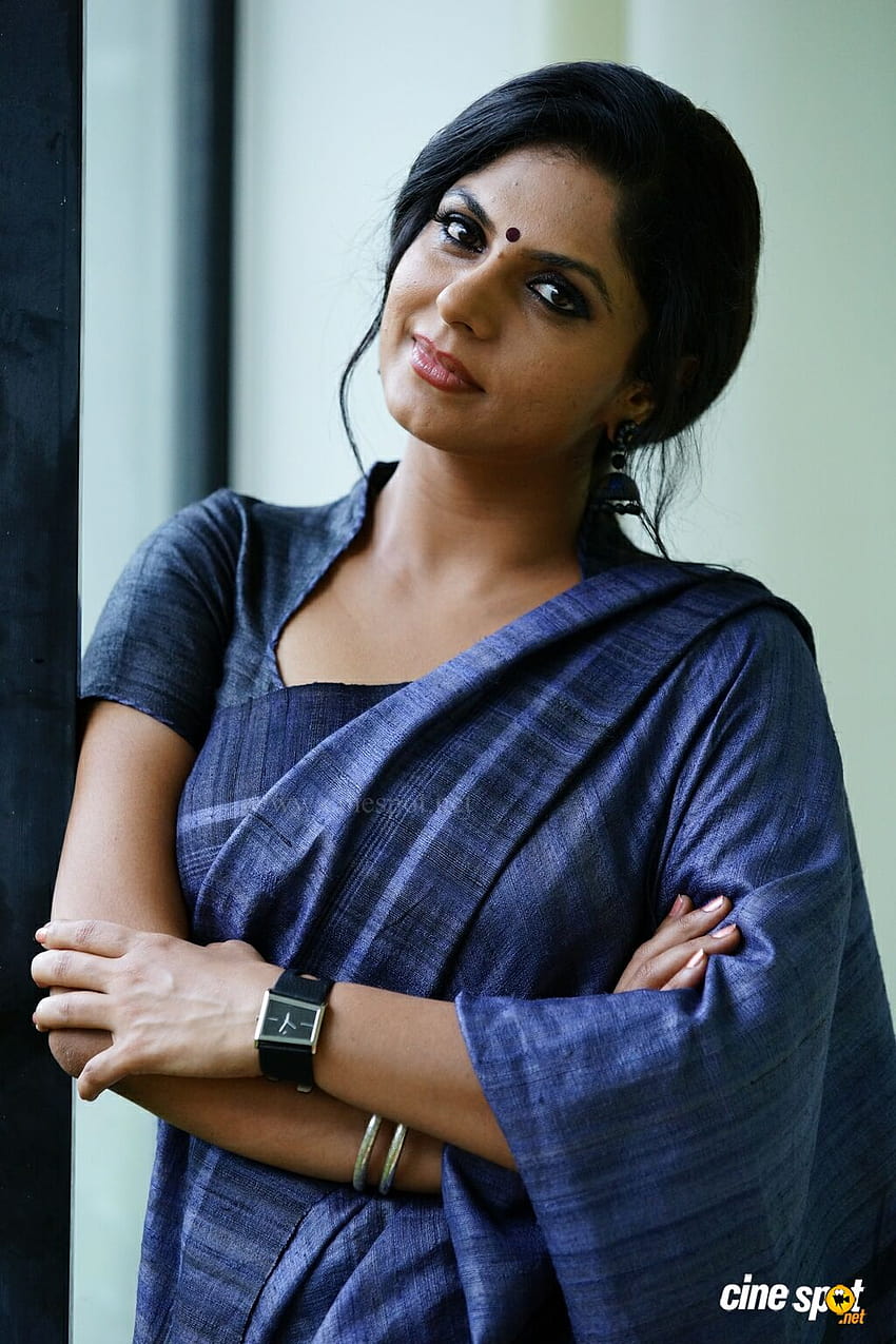 Asha Sarath atriz Papel de parede de celular HD