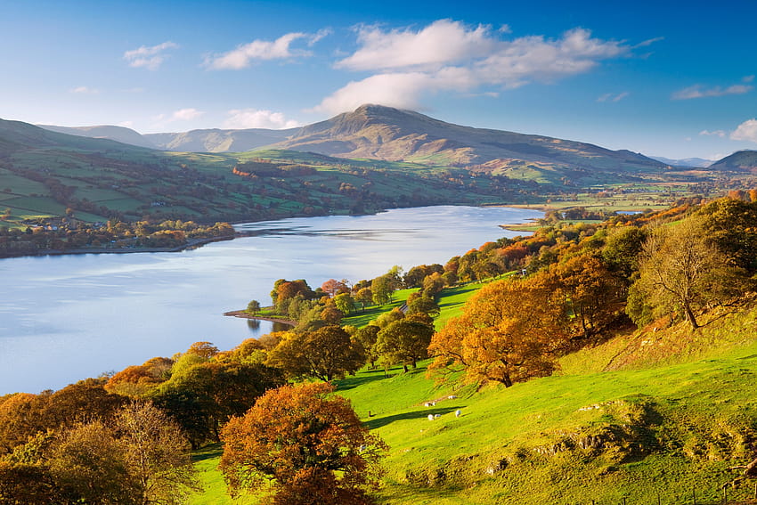 and the Aran Hills in the Snowdonia National Park in Wales Beautiful [5150x3433] for your , Mobile & Tablet HD wallpaper