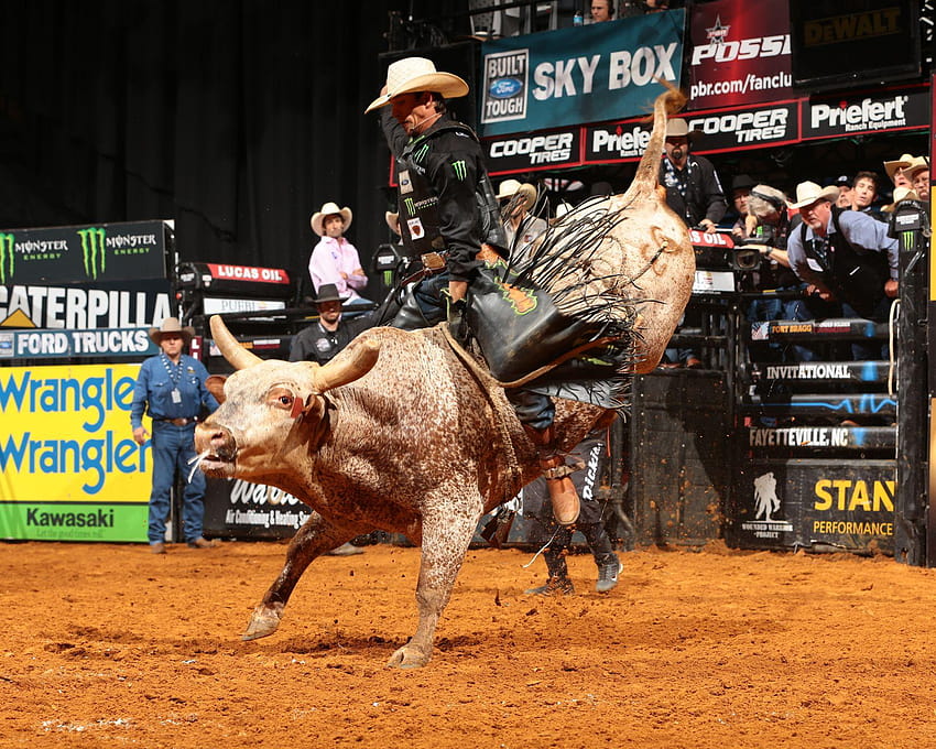 PBR on Twitter You want it you got it  JB Mauney vs Bushwacker Get  pumped up for PBR Finals Week with the ultimate champion matchup on 8 to  Glory httpstcoNe0xBNXRXo 