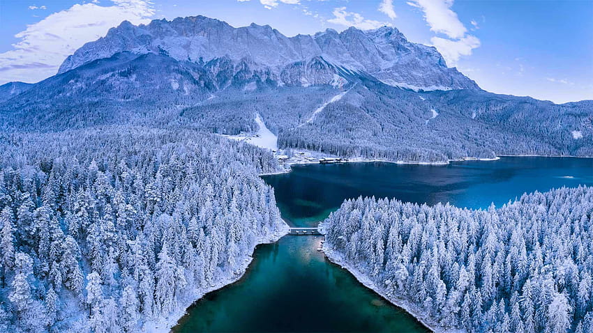 Bing : The Zugspitze: Germany s highest point HD wallpaper