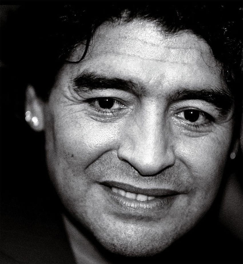Diego Maradona • iPhones HD phone wallpaper